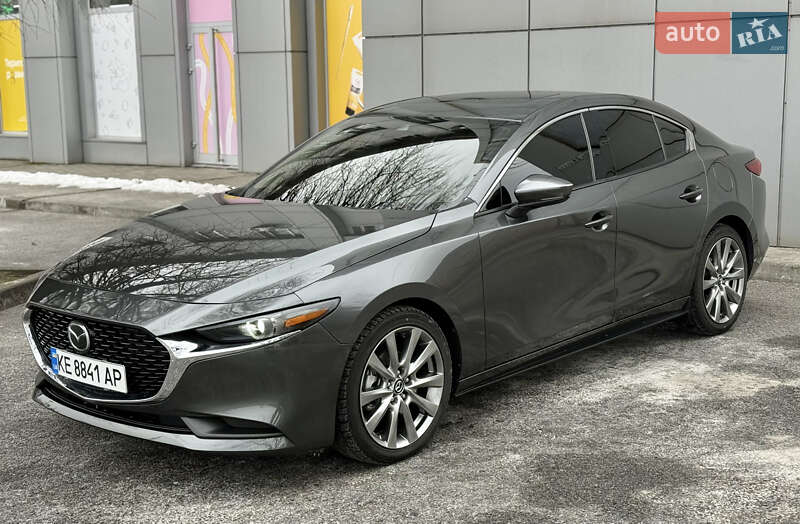 Седан Mazda 3 2022 в Днепре