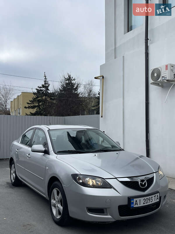 Седан Mazda 3 2007 в Днепре Седан Mazda 3 2007 в Днепре
