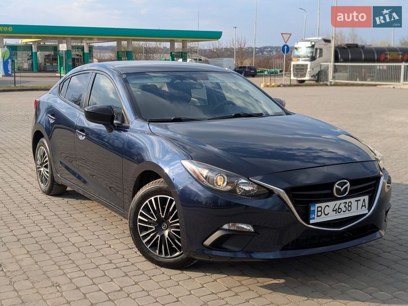 Седан Mazda 3 2014 в Ивано-Франковске