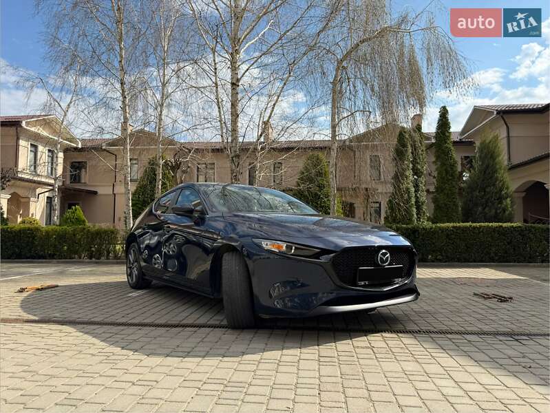 Хэтчбек Mazda 3 2023 в Одессе