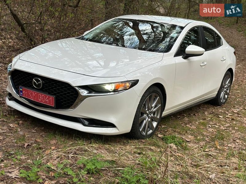 Седан Mazda 3 2020 в Киеве
