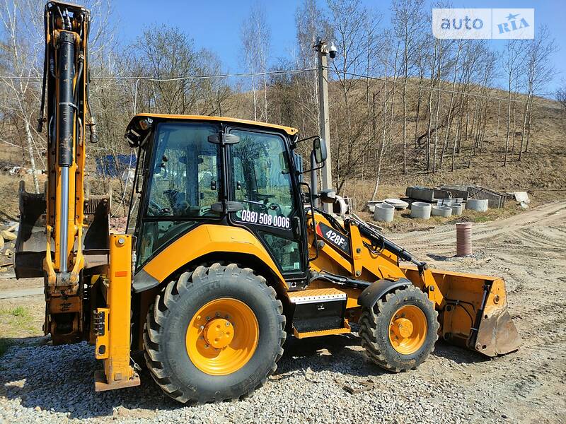Экскаватор погрузчик Caterpillar 428F2 2018 в Киеве