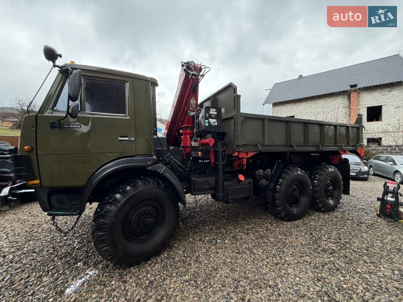 Самосвал КамАЗ 4310 1989 в Буковеле Самосвал КамАЗ 4310 1989 в Буковеле