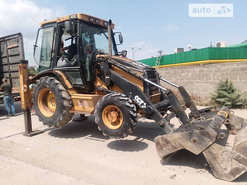 Экскаватор погрузчик Caterpillar 432 2005 в Одессе Экскаватор погрузчик Caterpillar 432 2005 в Одессе