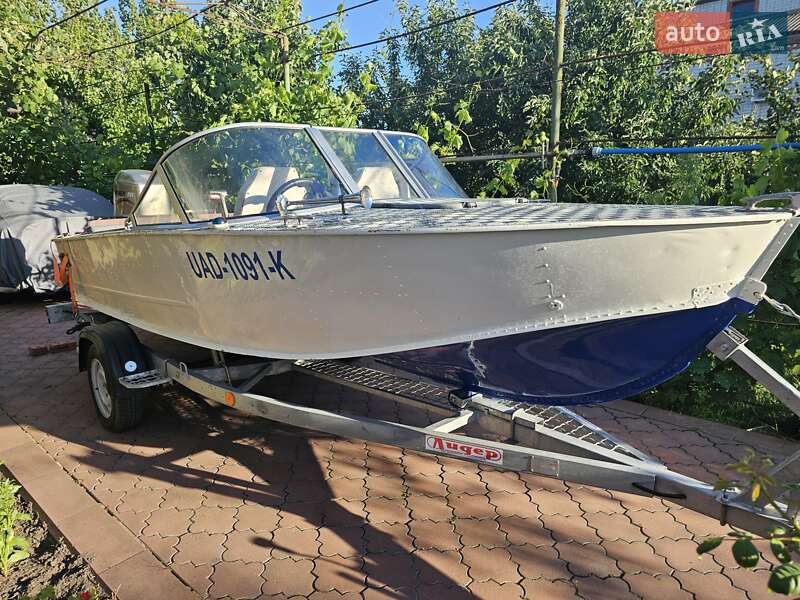 Катер Прогресс 4 2024 в Павлограді Катер Прогресс 4 2024 в Павлограді