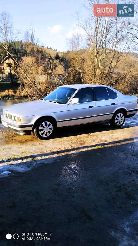 Седан BMW 5 Series 1990 в Черновцах Седан BMW 5 Series 1990 в Черновцах