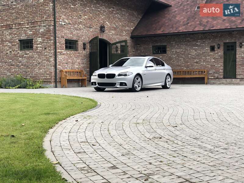 Седан BMW 5 Series 2016 в Львове