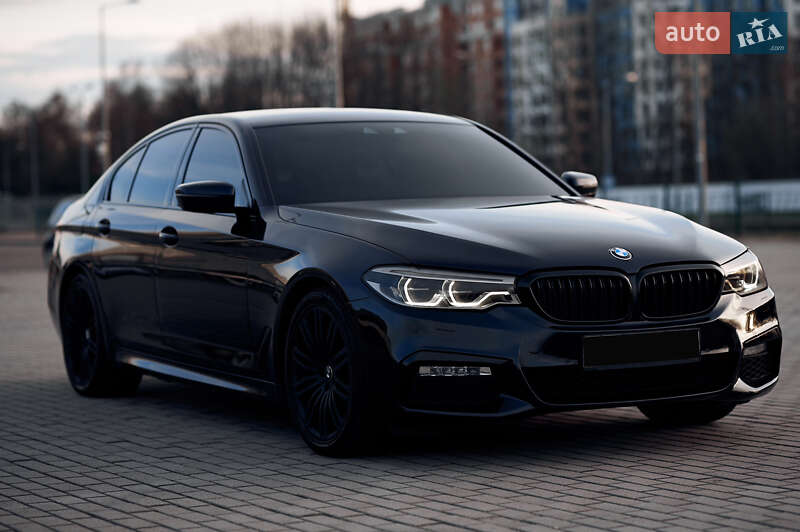 Седан BMW 5 Series 2017 в Львове