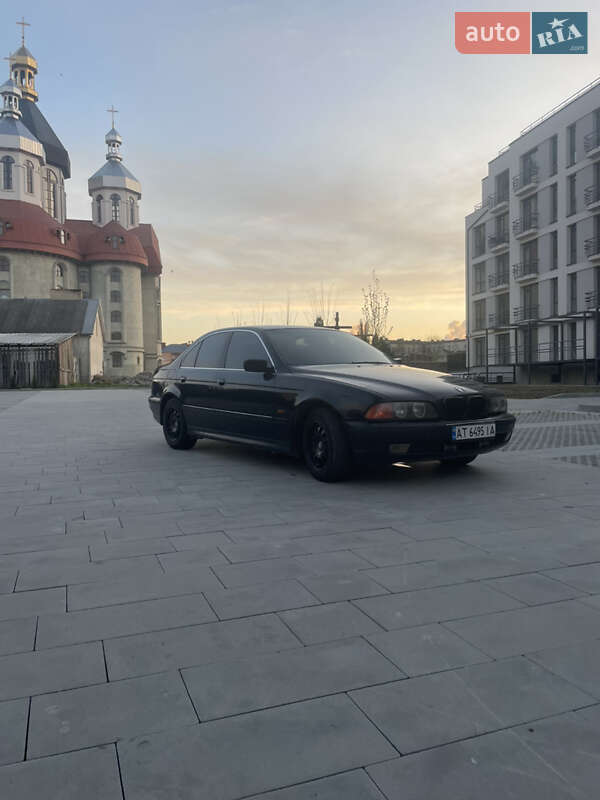 Седан BMW 5 Series 1998 в Самборе Седан BMW 5 Series 1998 в Самборе