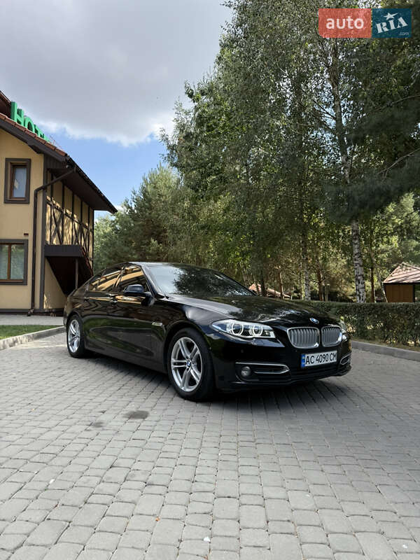 Седан BMW 5 Series 2014 в Луцке