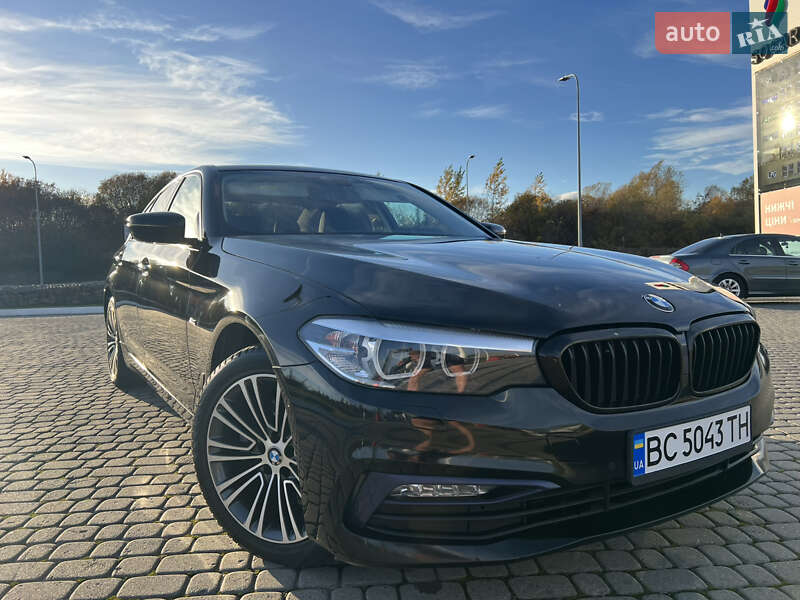Седан BMW 5 Series 2018 в Львове