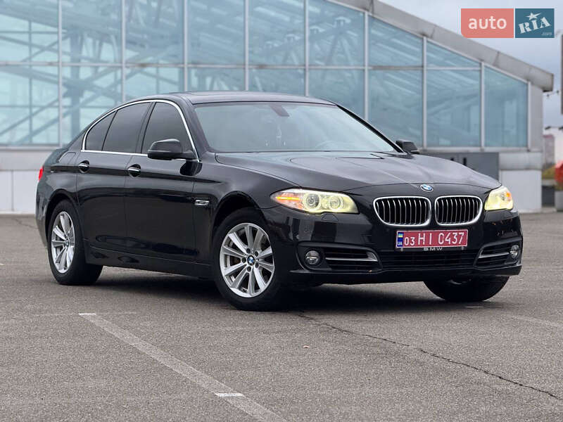 Седан BMW 5 Series 2015 в Києві