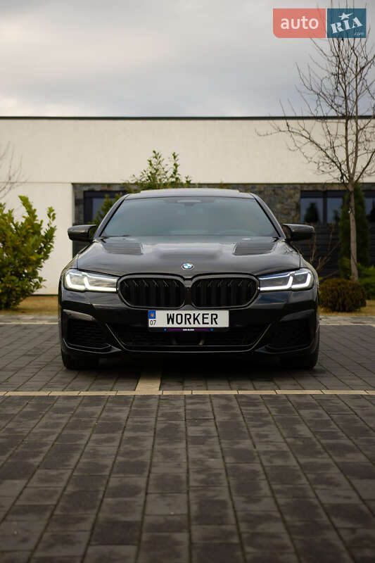 Седан BMW 5 Series 2023 в Мукачевому Седан BMW 5 Series 2023 в Мукачевому