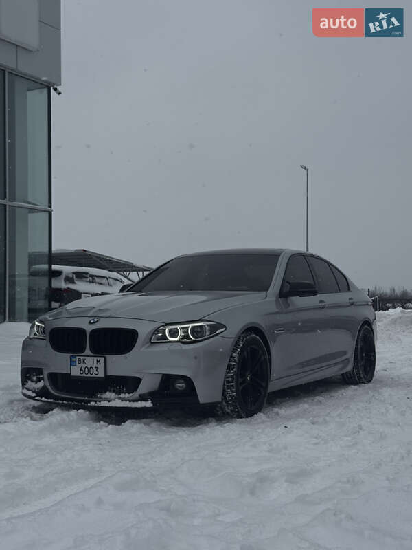 Седан BMW 5 Series 2015 в Ровно Седан BMW 5 Series 2015 в Ровно