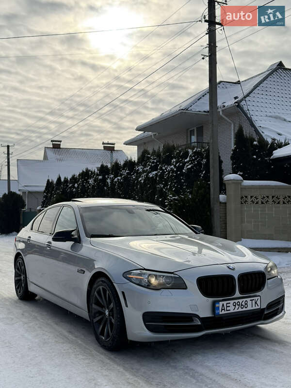 Седан BMW 5 Series 2014 в Виннице