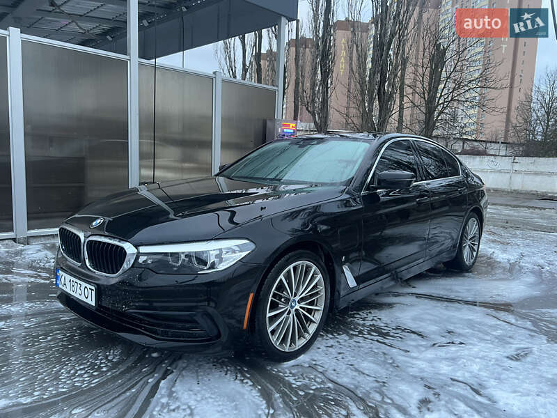 Седан BMW 5 Series 2018 в Киеве