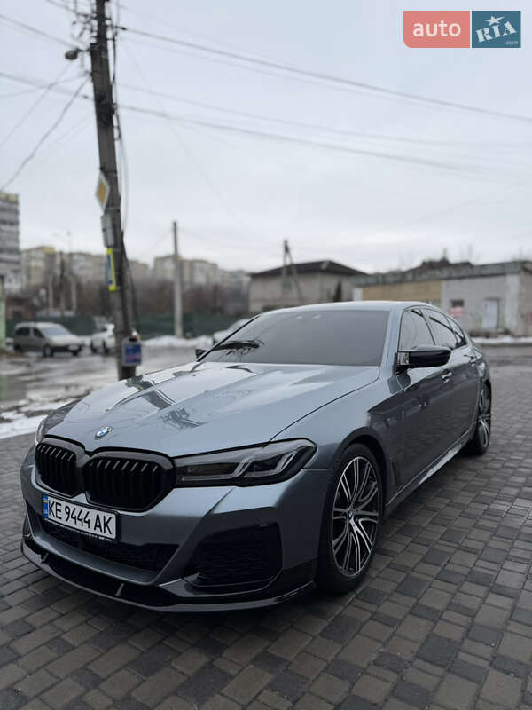 Седан BMW 5 Series 2018 в Дніпрі Седан BMW 5 Series 2018 в Дніпрі