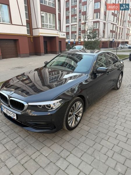 Седан BMW 5 Series 2019 в Ивано-Франковске Седан BMW 5 Series 2019 в Ивано-Франковске