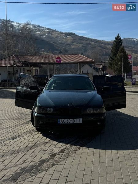 Седан BMW 5 Series 2002 в Рахове