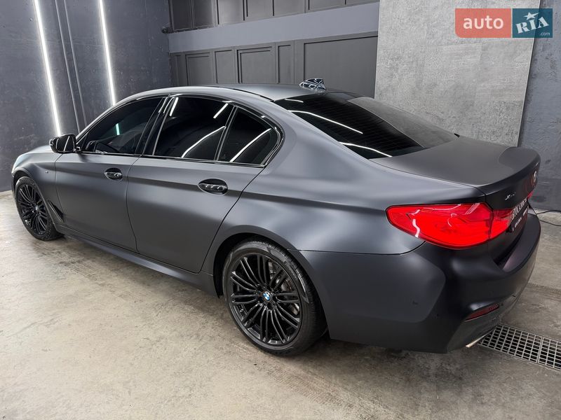 Седан BMW 5 Series 2017 в Киеве
