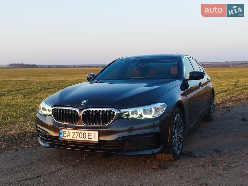 Седан BMW 5 Series 2018 в Софиевской Борщаговке