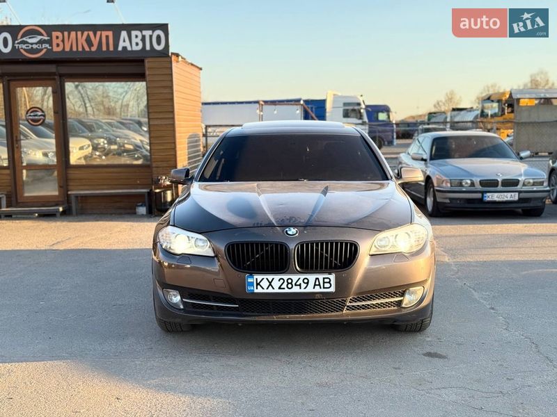Седан BMW 5 Series 2011 в Полтаві