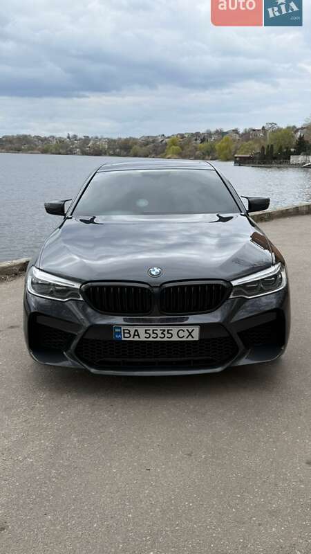Седан BMW 5 Series 2017 в Кропивницькому
