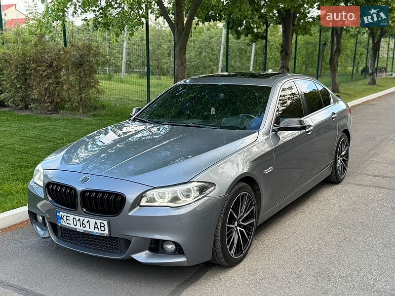 Седан BMW 5 Series 2015 в Днепре