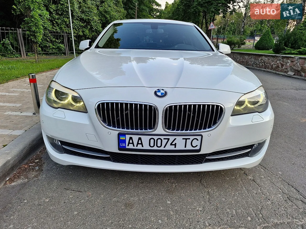 BMW 5 Series 2012 photo 3
