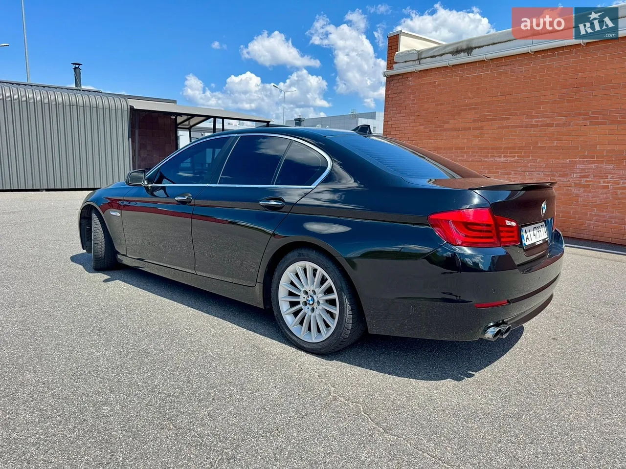 BMW 5 Series 2012 photo 5