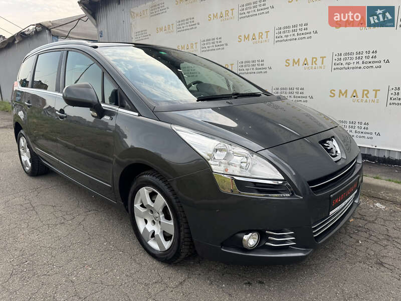 Микровэн Peugeot 5008 2013 в Киеве