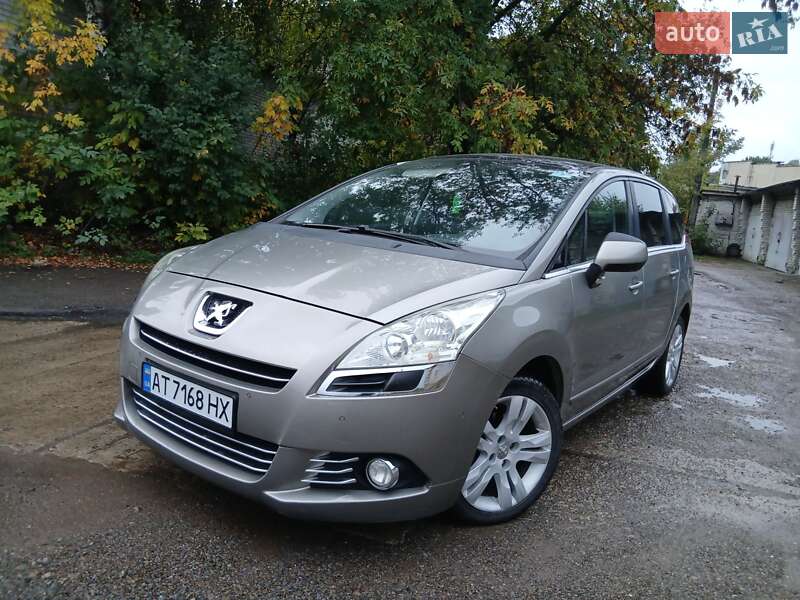 Микровэн Peugeot 5008 2009 в Калуше