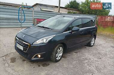 Микровэн Peugeot 5008 2015 в Бродах