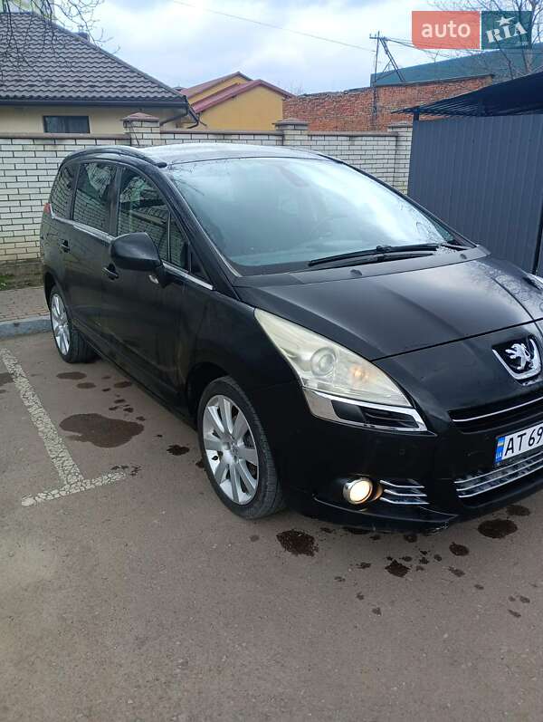 Микровэн Peugeot 5008 2010 в Ивано-Франковске