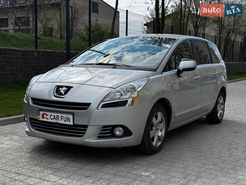 Микровэн Peugeot 5008 2010 в Львове Микровэн Peugeot 5008 2010 в Львове