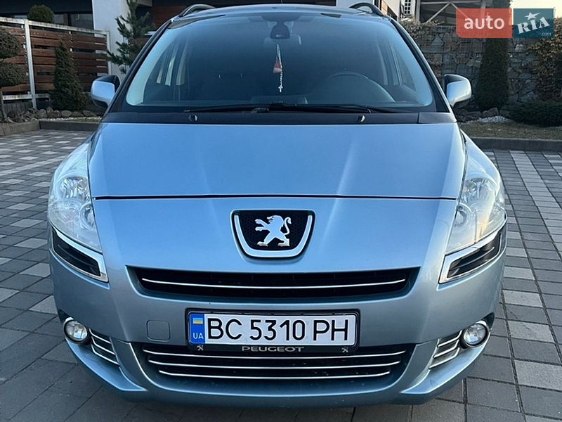 Микровэн Peugeot 5008 2011 в Стрые