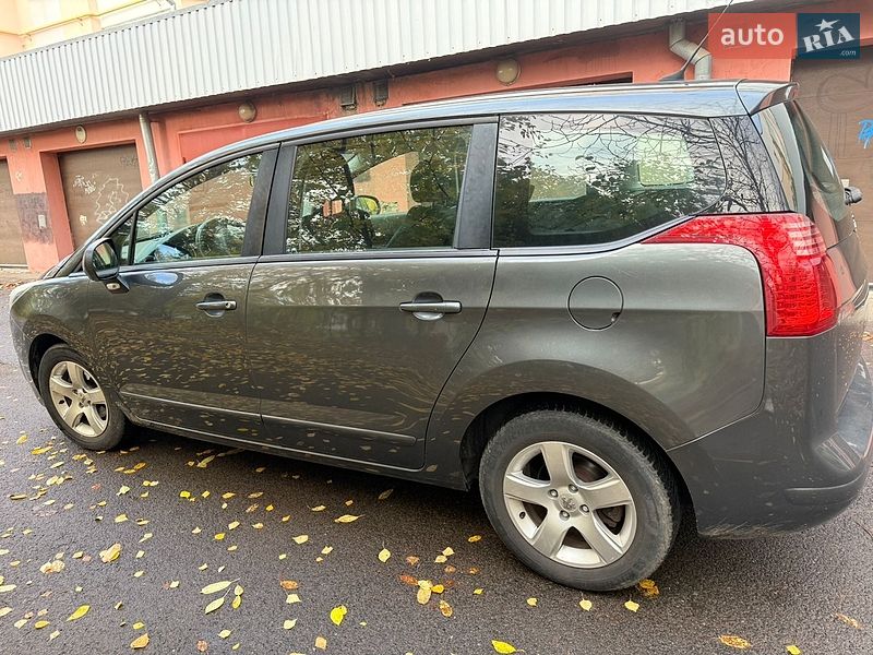 Микровэн Peugeot 5008 2014 в Луцке