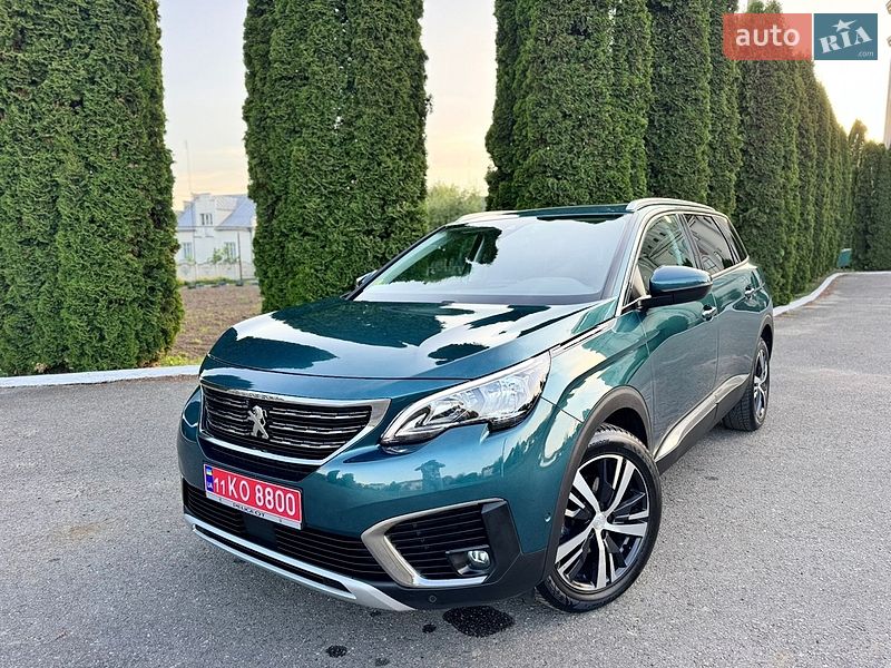 Внедорожник / Кроссовер Peugeot 5008 2019 в Дубно