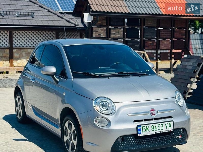 Хэтчбек Fiat 500e 2016 в Ровно