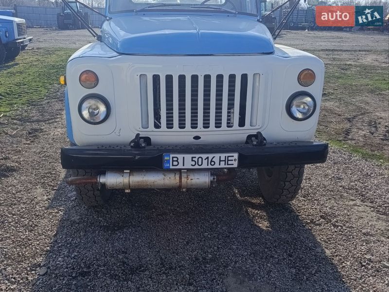 Бензовоз ГАЗ 52 1990 в Лубнах