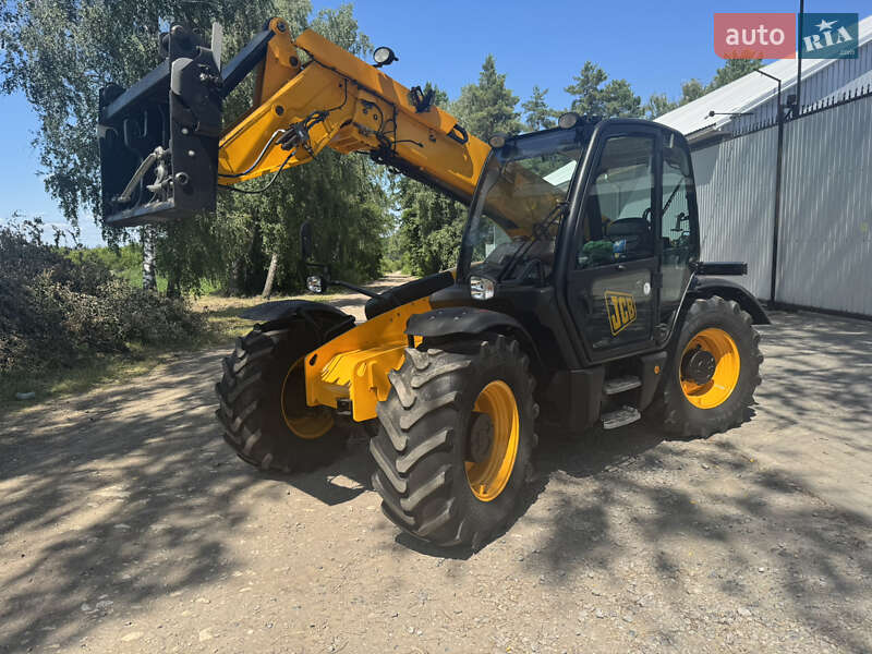 Телескопический погрузчик JCB 531-70 2011 в Теребовле Телескопический погрузчик JCB 531-70 2011 в Теребовле