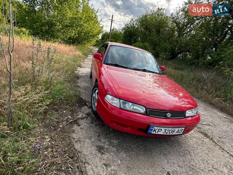 Седан Mazda 626 1992 в Запорожье