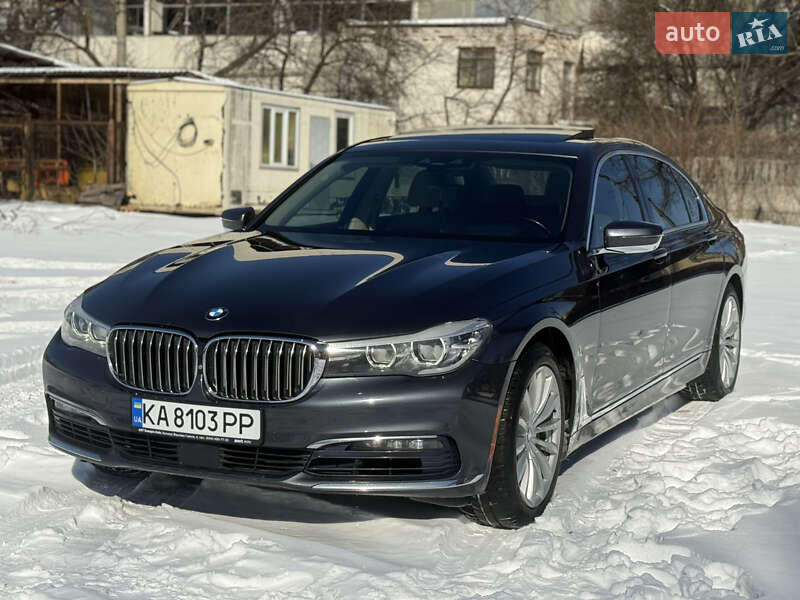 Седан BMW 7 Series 2016 в Киеве