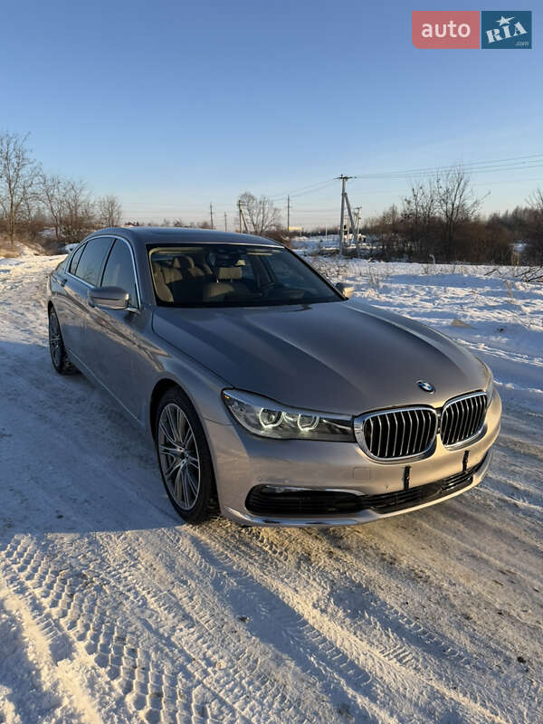 Седан BMW 7 Series 2017 в Львове