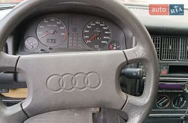 Седан Audi 80 1987 в Буче