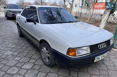 Седан Audi 80 1988 в Млиніві