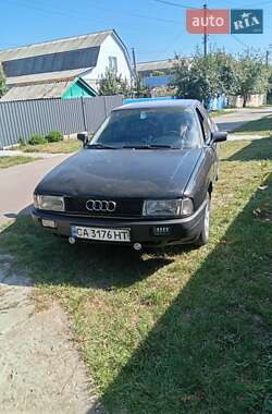 Седан Audi 80 1989 в Каневе Седан Audi 80 1989 в Каневе