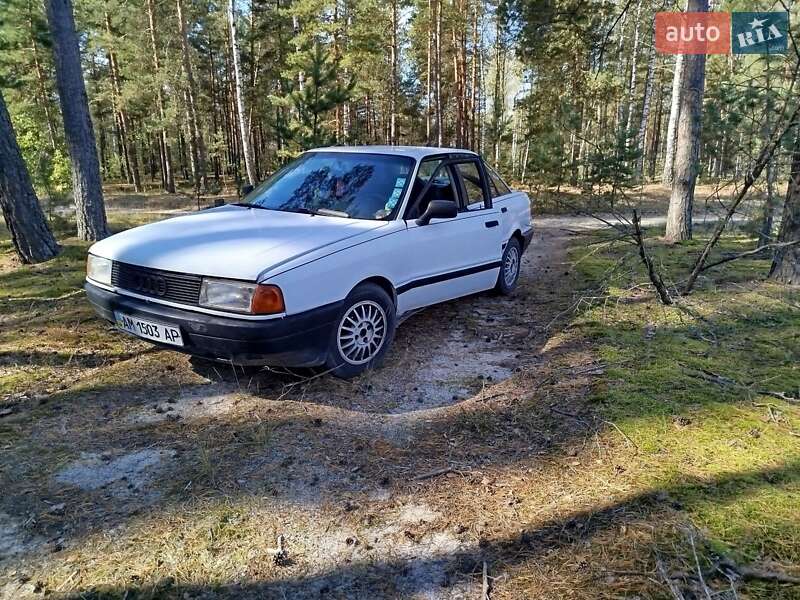 Седан Audi 80 1988 в Барановке