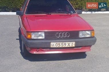 Седан Audi 80 1986 в Слобожанском