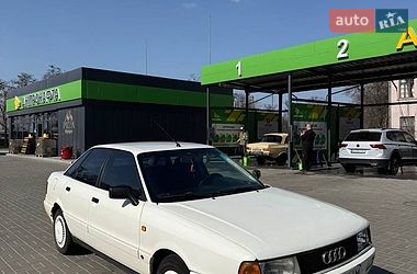 Седан Audi 80 1990 в Новомосковске